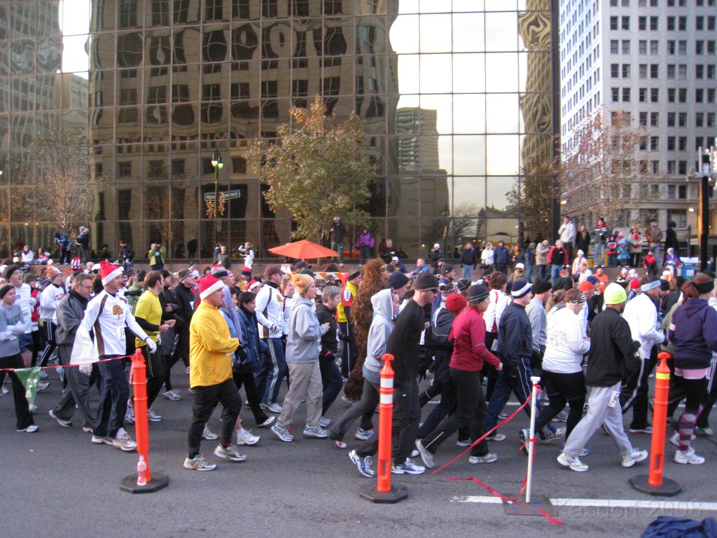Detroit Turkey Trot 2008 10K 0200.jpg - The Detroit Turkey Trot 10K 2008, the 26th. running. Downtown Detroit Michigan. A balmy 22 degrees that morning. Race time of 58:24 for the 6.23 miles.
